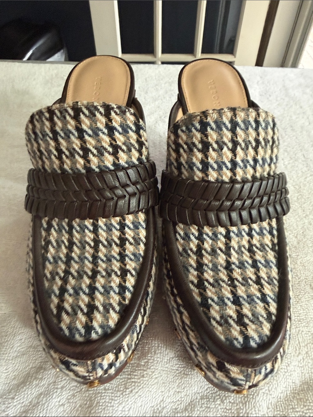 Veronica Beard houndstooth slip on clogs with studs
